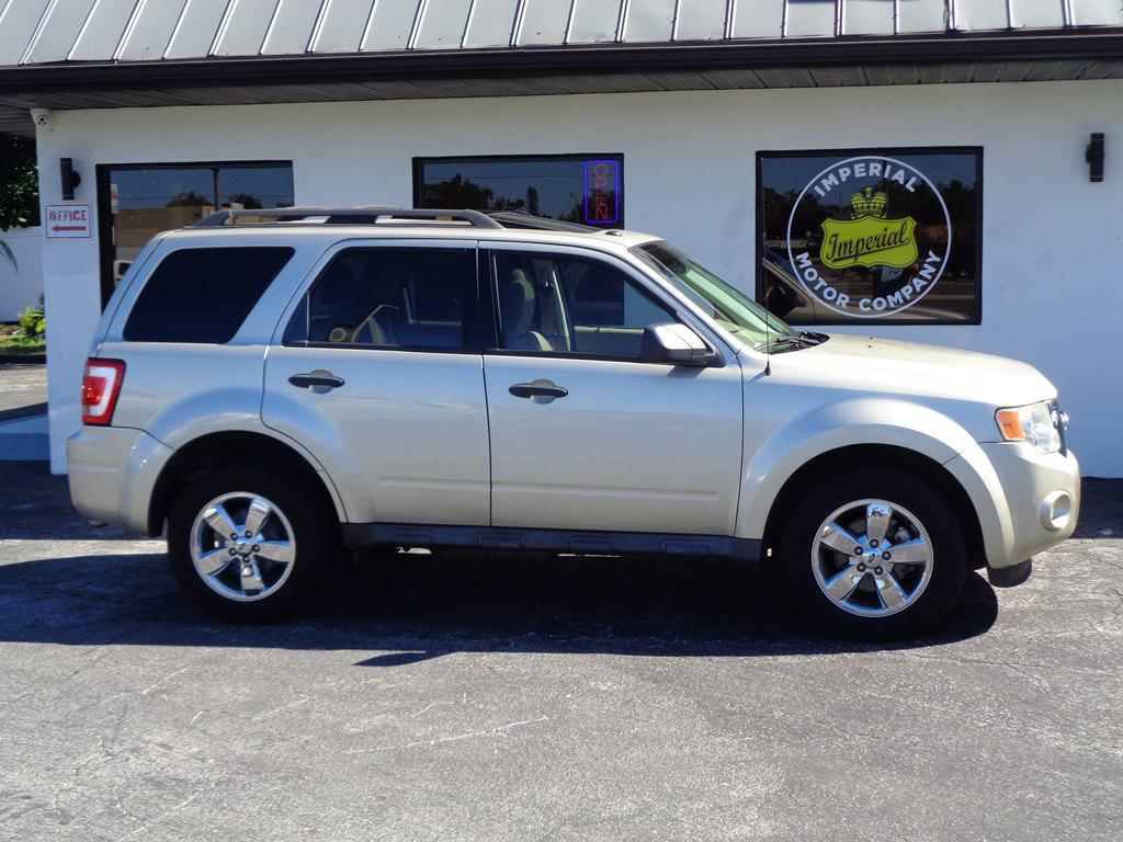 used 2011 Ford Escape car, priced at $7,495