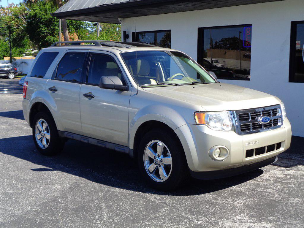 used 2011 Ford Escape car, priced at $7,495