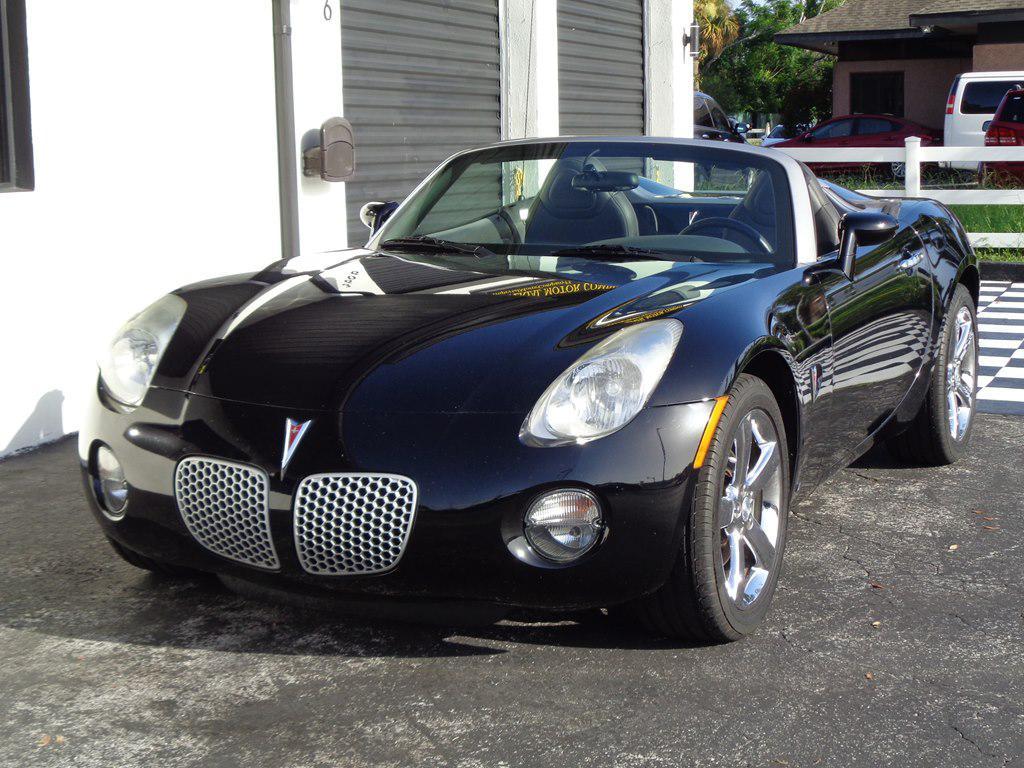 used 2007 Pontiac Solstice car, priced at $10,995