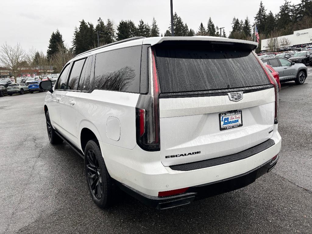 used 2023 Cadillac Escalade ESV car, priced at $99,996