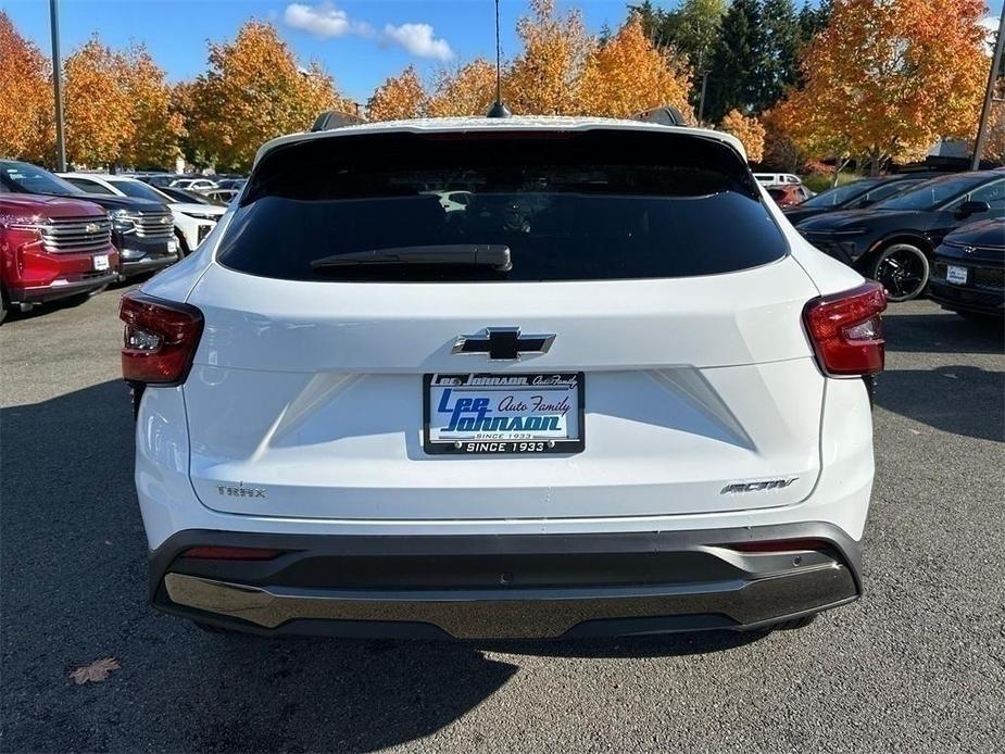 new 2025 Chevrolet Trax car, priced at $26,190