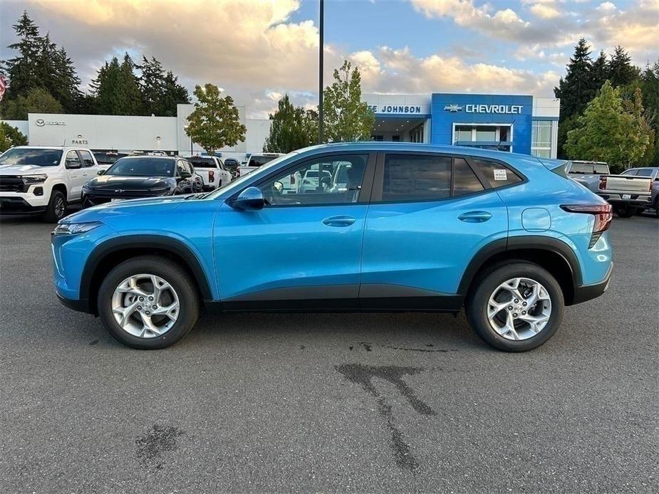 new 2025 Chevrolet Trax car