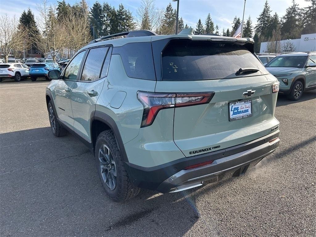 new 2025 Chevrolet Equinox car, priced at $38,414