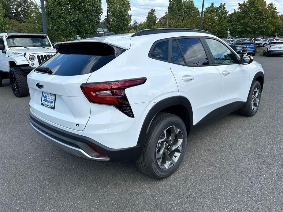 new 2024 Chevrolet Trax car, priced at $24,725