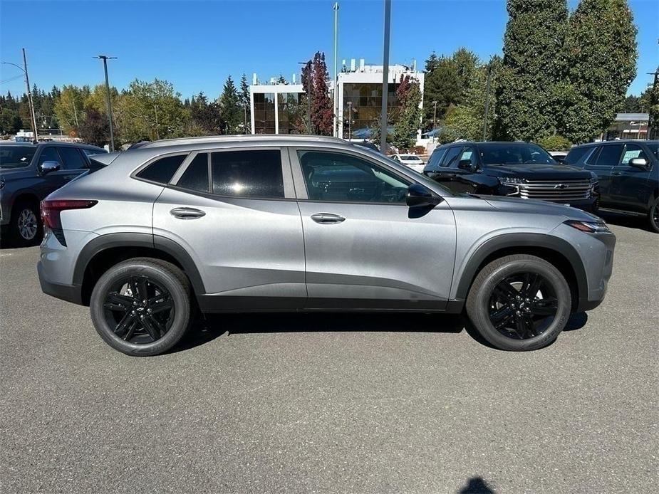 new 2025 Chevrolet Trax car, priced at $27,085