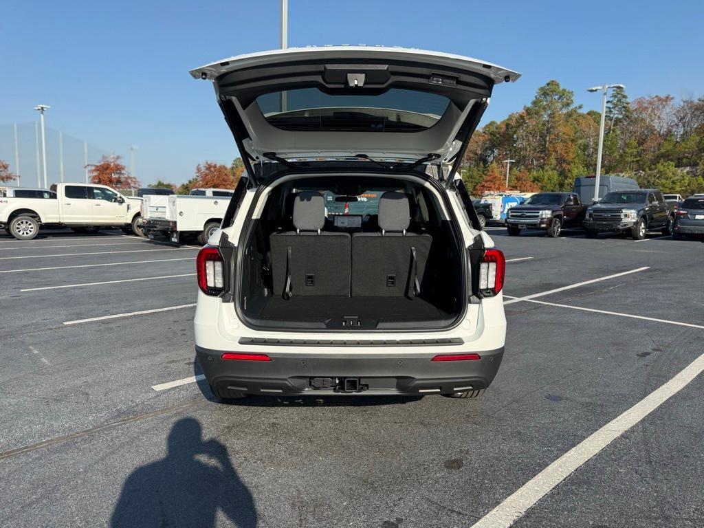 new 2026 Ford Explorer car, priced at $40,990