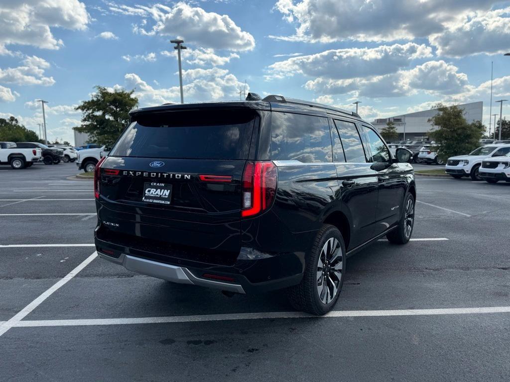 new 2025 Ford Expedition car, priced at $88,090