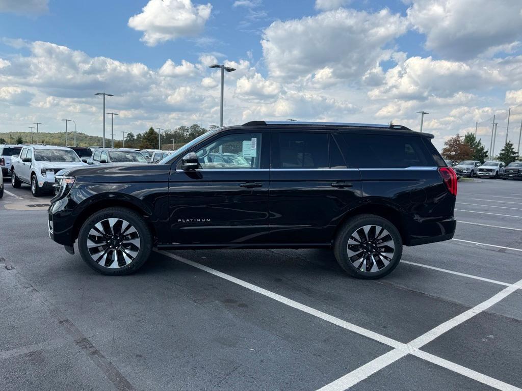 new 2025 Ford Expedition car, priced at $88,090