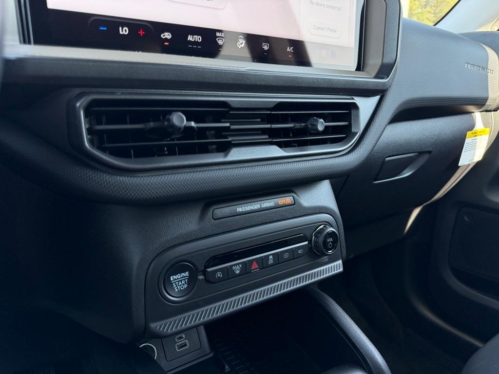 new 2025 Ford Bronco Sport car, priced at $27,490