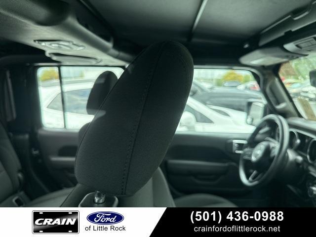 used 2023 Jeep Gladiator car, priced at $33,500