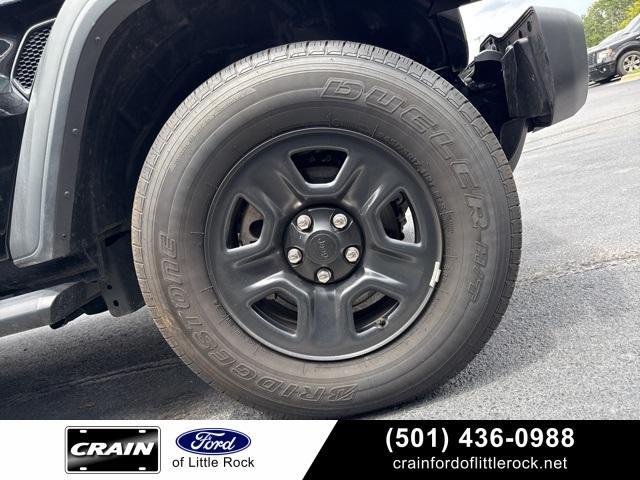 used 2023 Jeep Gladiator car, priced at $33,500