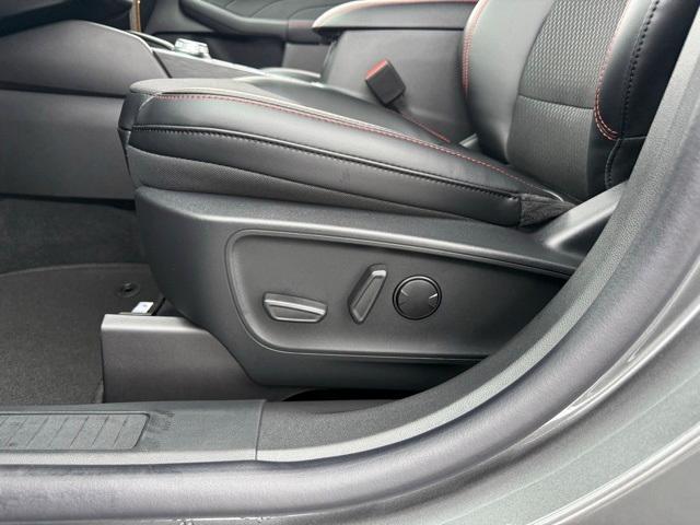 new 2025 Ford Escape car, priced at $29,898