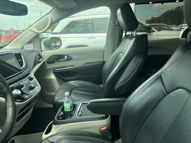 used 2022 Chrysler Pacifica car, priced at $22,474
