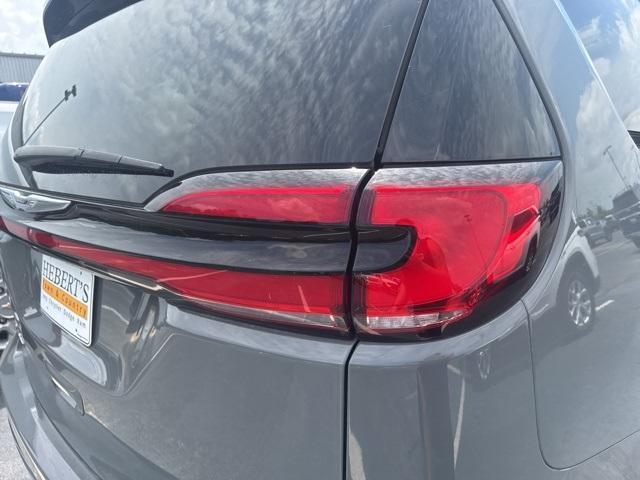 used 2022 Chrysler Pacifica car, priced at $22,474
