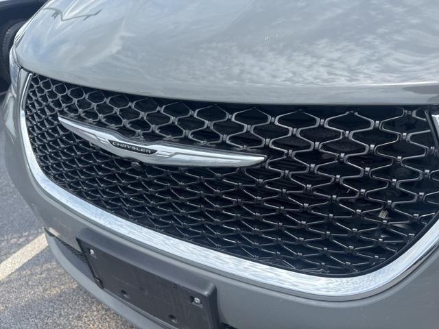 used 2022 Chrysler Pacifica car, priced at $22,474