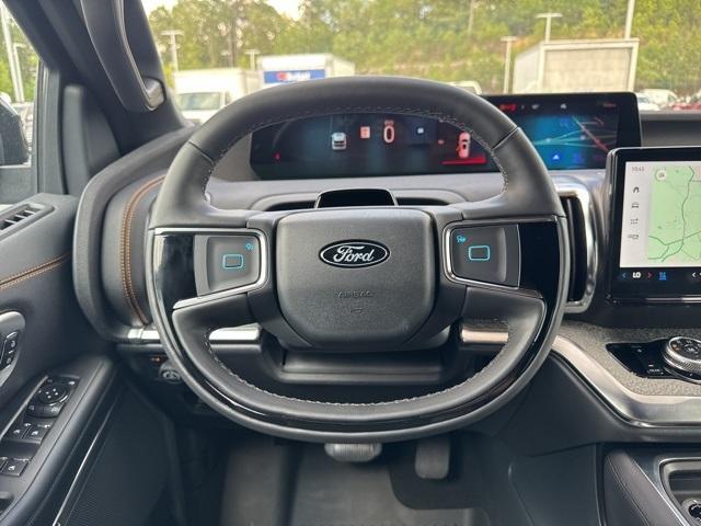 new 2025 Ford Expedition car, priced at $84,490