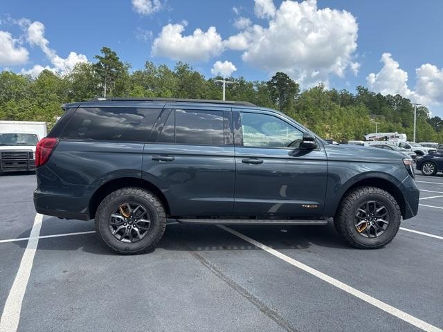 new 2025 Ford Expedition car, priced at $84,490