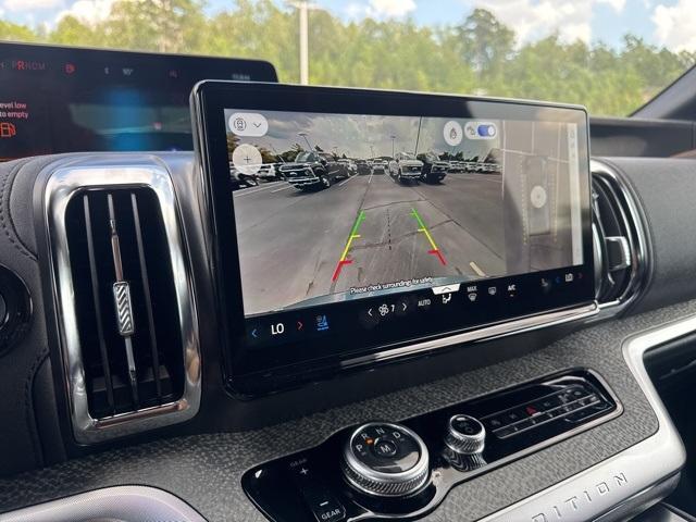 new 2025 Ford Expedition car, priced at $84,490