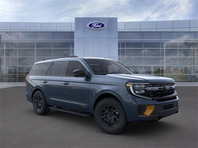 new 2025 Ford Expedition car, priced at $85,320