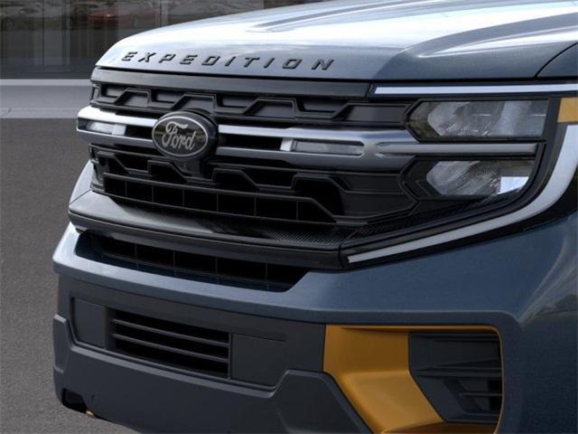 new 2025 Ford Expedition car, priced at $85,320
