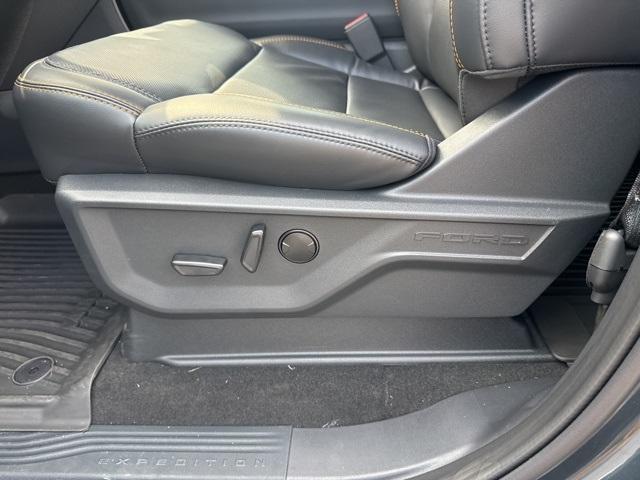 new 2025 Ford Expedition car, priced at $84,490