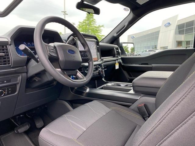 new 2025 Ford F-150 car, priced at $41,010