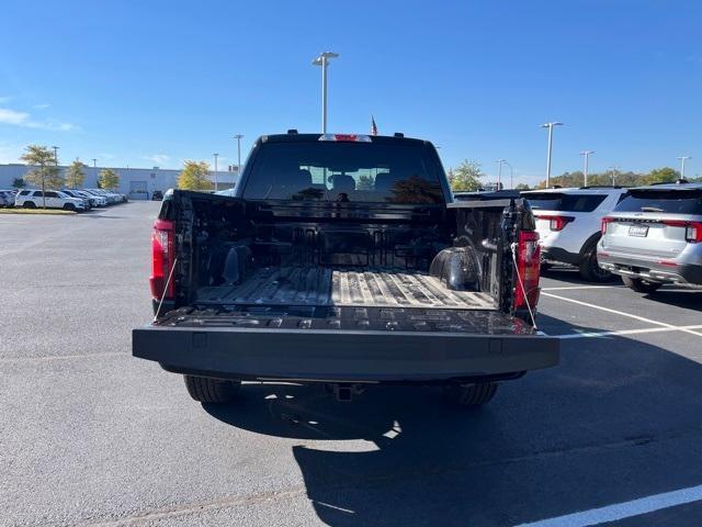 new 2024 Ford F-150 car, priced at $41,104