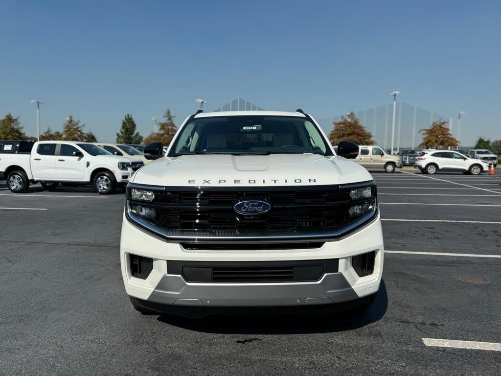 new 2025 Ford Expedition car, priced at $87,490