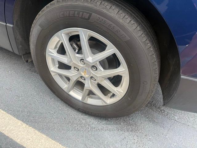 used 2022 Chevrolet Equinox car, priced at $19,471
