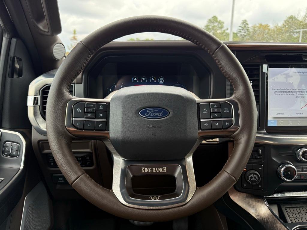 new 2025 Ford F-150 car, priced at $72,690