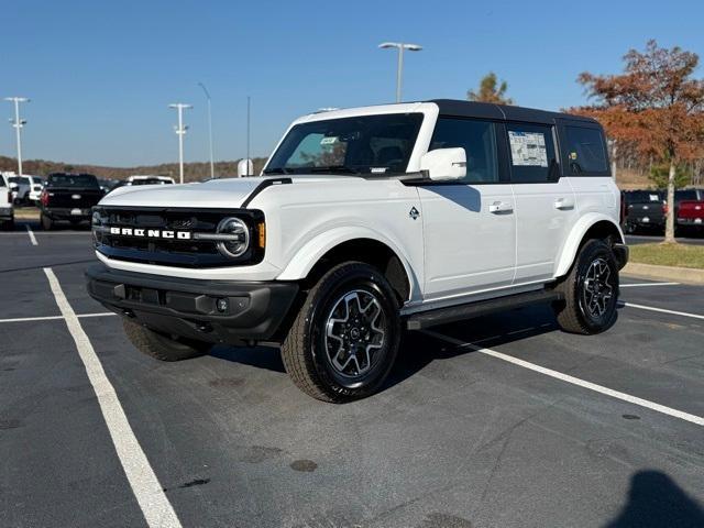 new 2024 Ford Bronco car, priced at $52,600