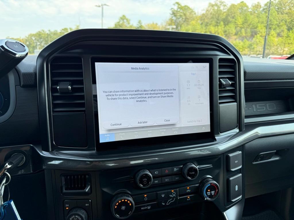 new 2025 Ford F-150 car, priced at $49,090