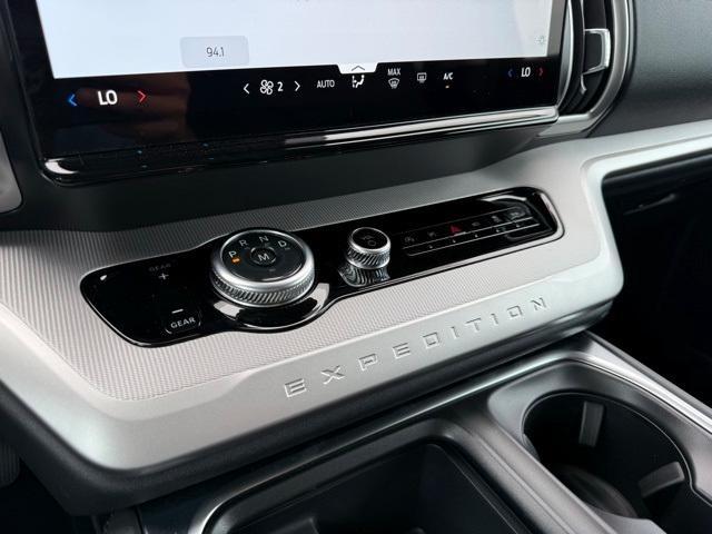 new 2025 Ford Expedition car, priced at $64,190