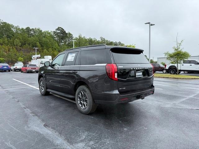 new 2025 Ford Expedition car, priced at $64,190