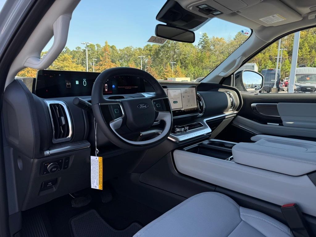 new 2025 Ford Expedition car, priced at $86,590