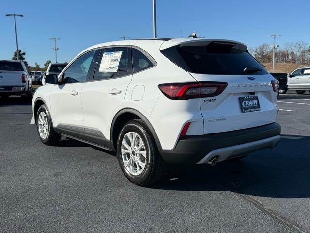 new 2025 Ford Escape car, priced at $30,010