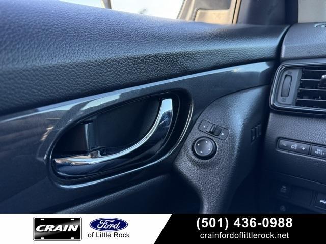 used 2018 Nissan Rogue car, priced at $16,774
