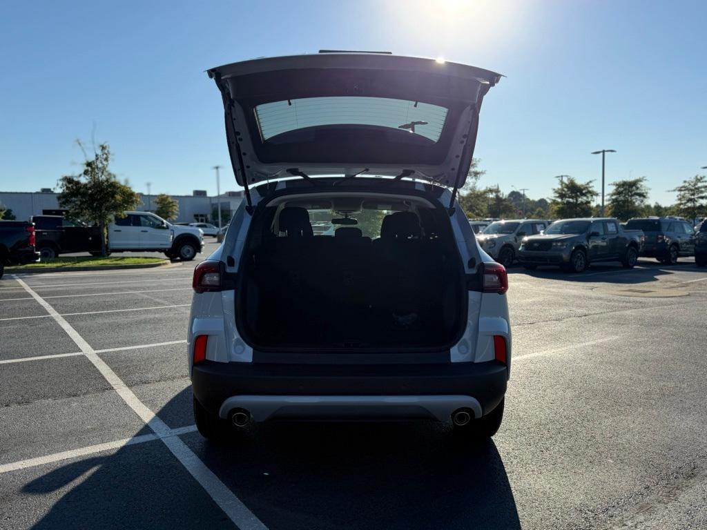 new 2026 Ford Escape car, priced at $29,990