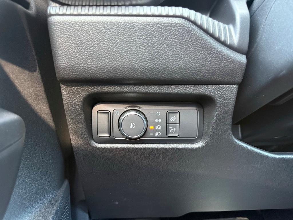 new 2025 Ford Ranger car, priced at $38,990