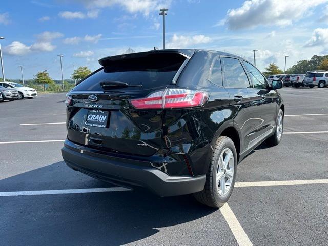 new 2024 Ford Edge car, priced at $30,860