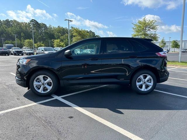 new 2024 Ford Edge car, priced at $30,860