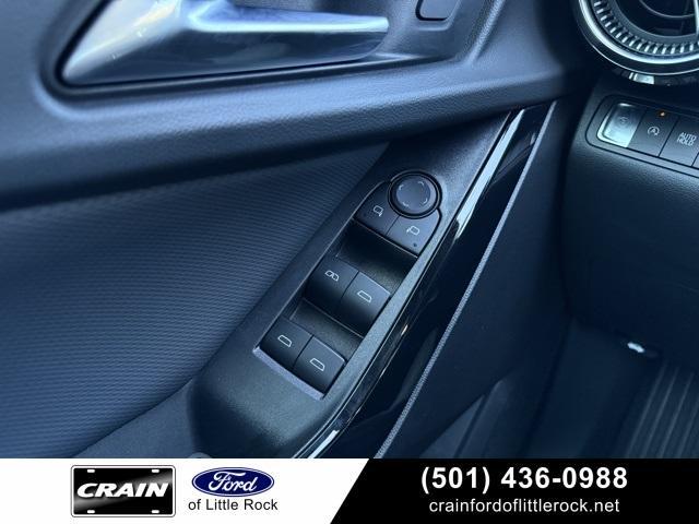 used 2025 Chevrolet Equinox car, priced at $27,506