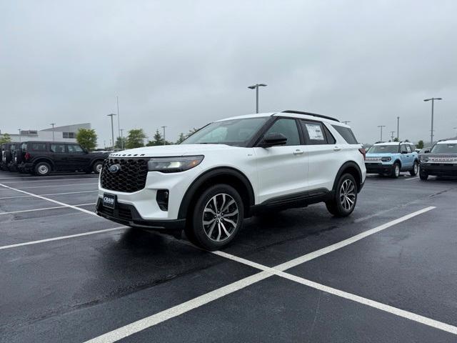 new 2025 Ford Explorer car, priced at $45,498