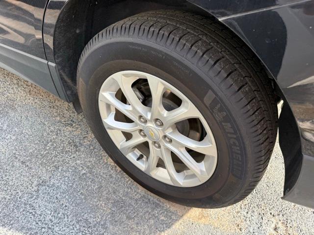 used 2021 Chevrolet Equinox car, priced at $19,137
