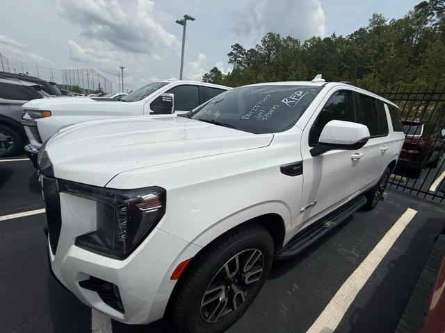 used 2023 GMC Yukon XL car, priced at $64,277