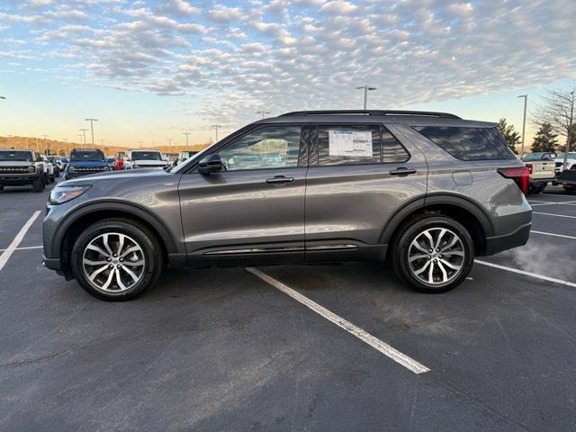 new 2025 Ford Explorer car, priced at $46,553