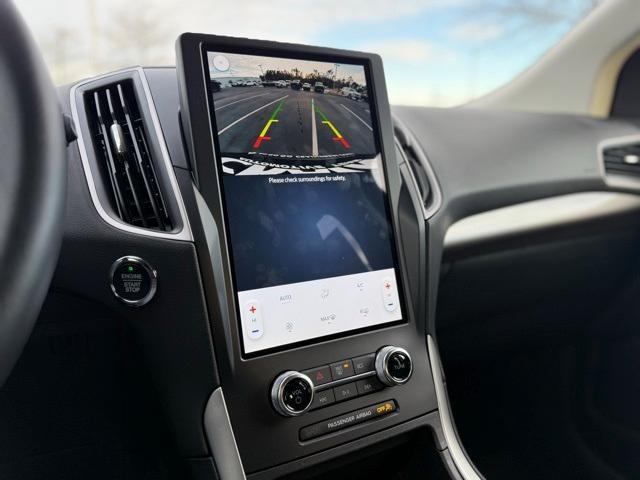 new 2024 Ford Edge car, priced at $33,960