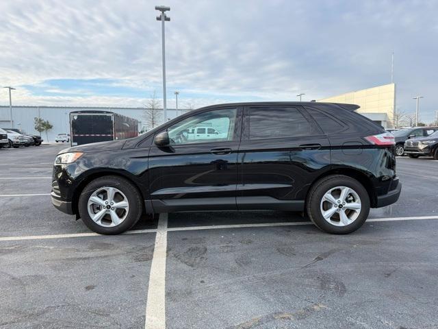 new 2024 Ford Edge car, priced at $33,960