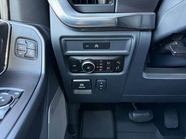 new 2025 Ford F-150 car, priced at $61,521