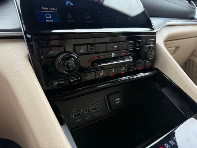 used 2023 Jeep Grand Cherokee car, priced at $30,123